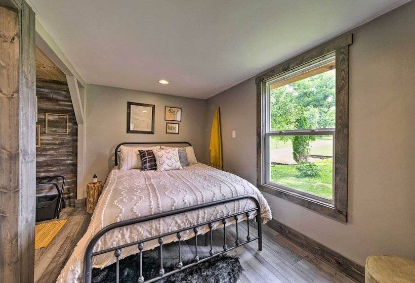 The Reubling House Modern Rustic Cabin!