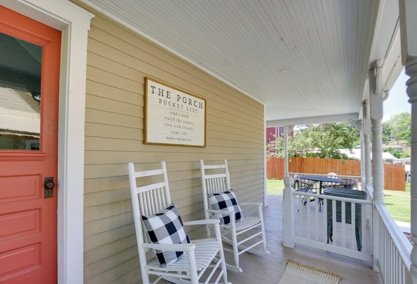 The Reubling House Modern Rustic Cabin!