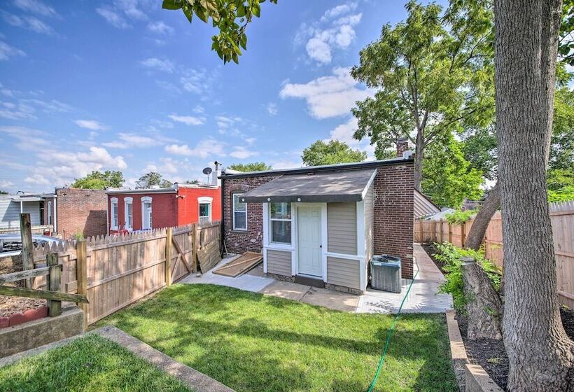 9 Mi To Dtwn: Vibrant St Louis Home!