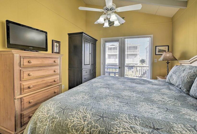 Holden Beach Family Abode   Steps To Ocean!