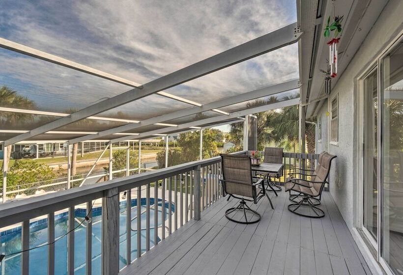Bayfront Paradise W/ Heated Pool & Balcony!