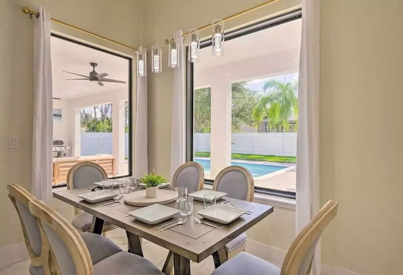 Grill & Pool: Family Home In Peaceful Cape Coral!