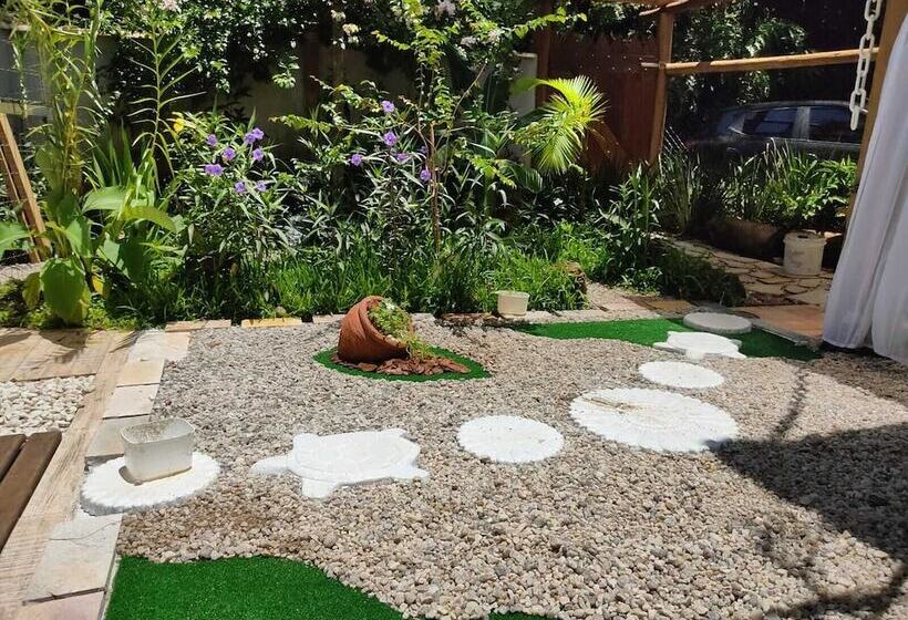 Bed and Breakfast Manacá Prumirim Suites