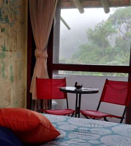 Bed and Breakfast Manacá Prumirim Suites