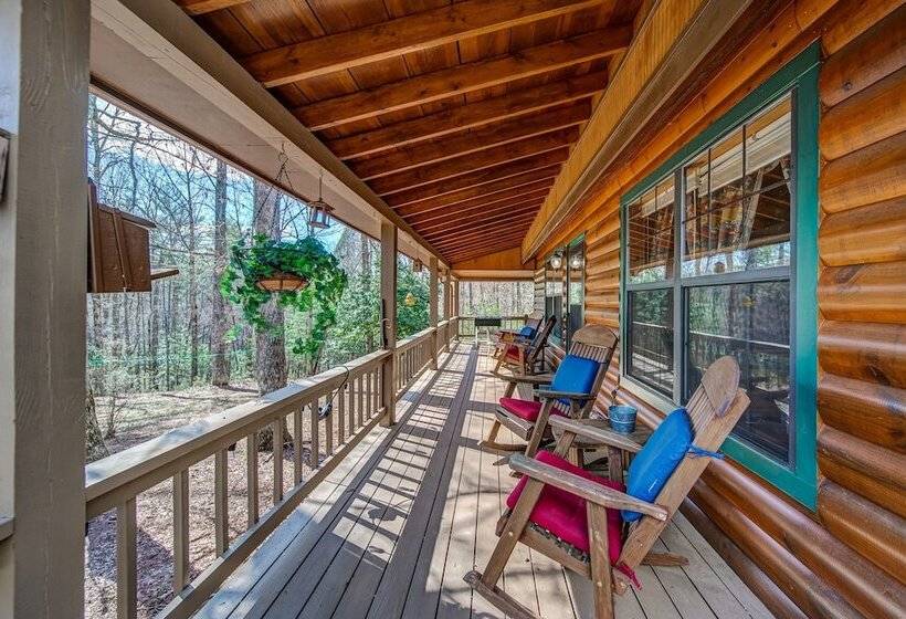 Blueridge Retreat Private 4 Bdr Cabin Sleeps 10!