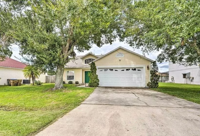 Private Pool & Yard: Airy Kissimmee Retreat!