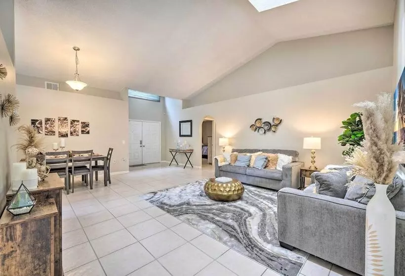 Private Pool & Yard: Airy Kissimmee Retreat!