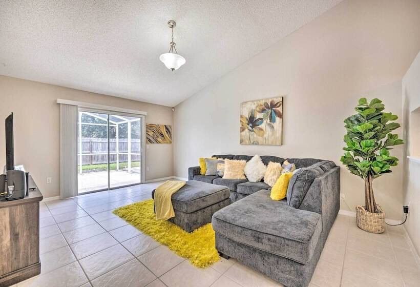 Private Pool & Yard: Airy Kissimmee Retreat!