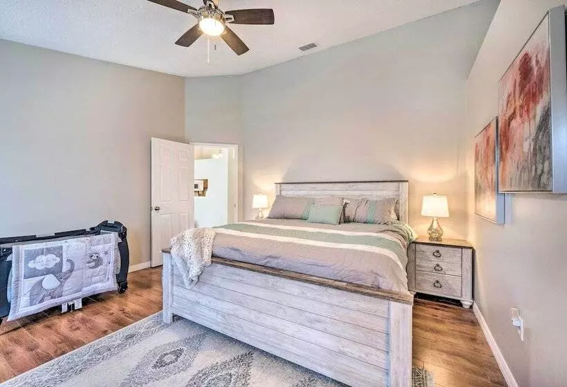 Private Pool & Yard: Airy Kissimmee Retreat!