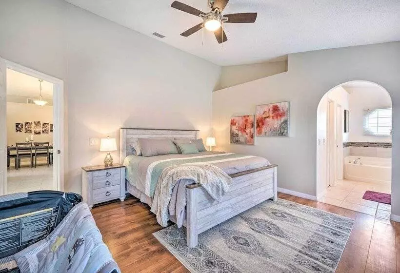 Private Pool & Yard: Airy Kissimmee Retreat!