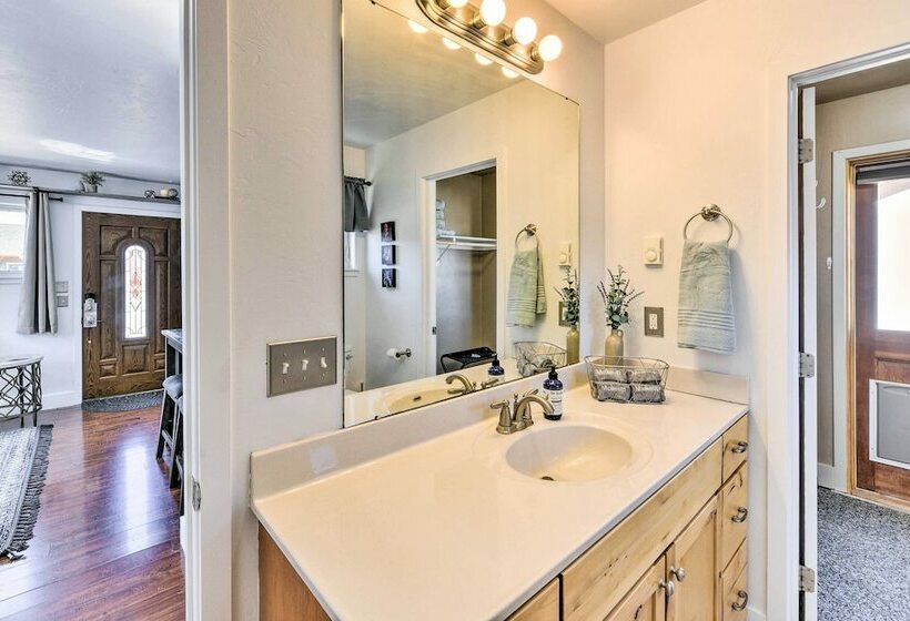 Buena Vista Cottage ~ 1 Mi To Downtown Bv!