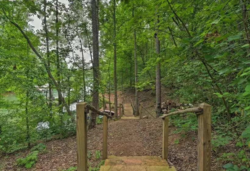 South Carolina Retreat On Lake Keowee W/ Dock