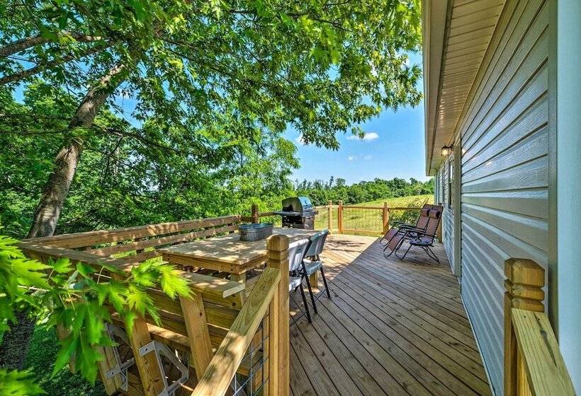 Cottage W/ Deck & Bbq: 2 Mi To Dale Hollow Lake!