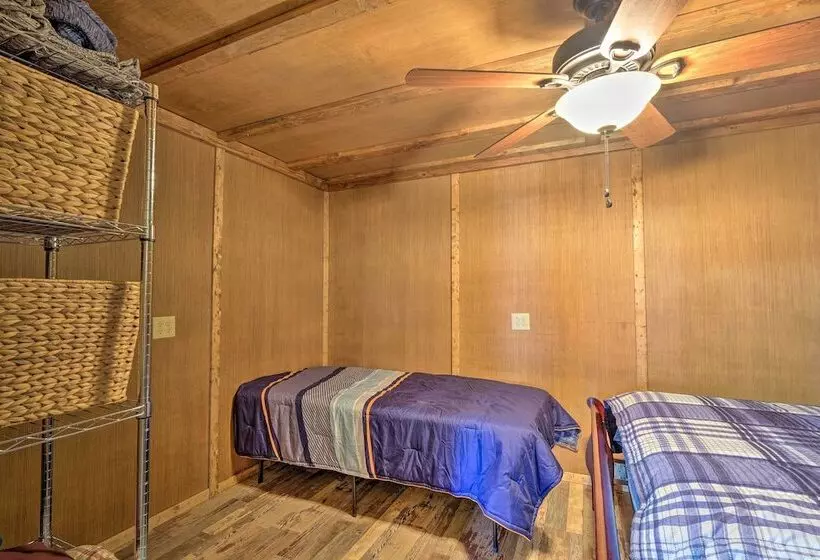 Cozy Cookson Cabin W/ Fire Pit: 1 Mi To Lake!