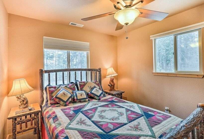 4 Mi To Pine Lake: Hathaway Pines Cabin W/ Deck