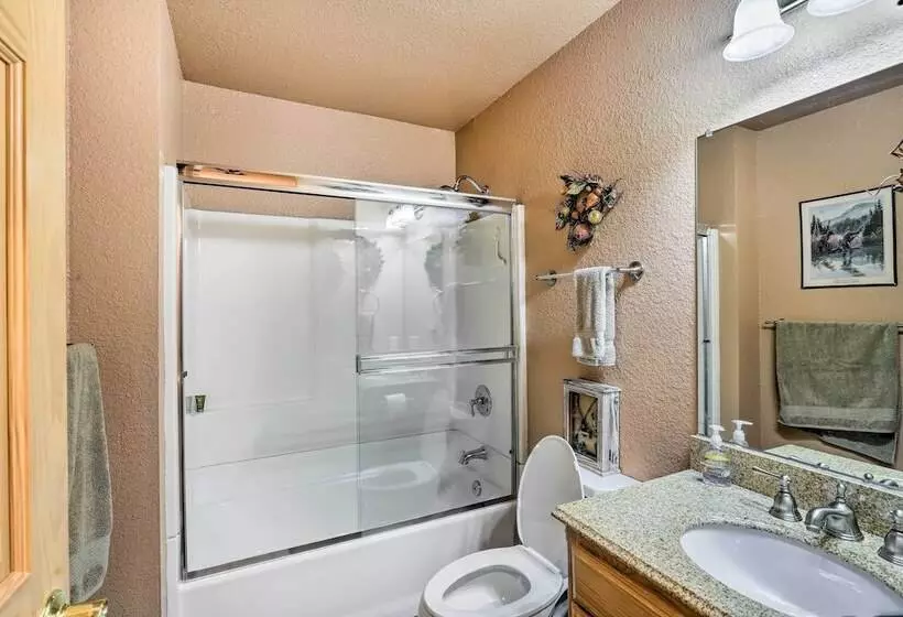 4 Mi To Pine Lake: Hathaway Pines Cabin W/ Deck