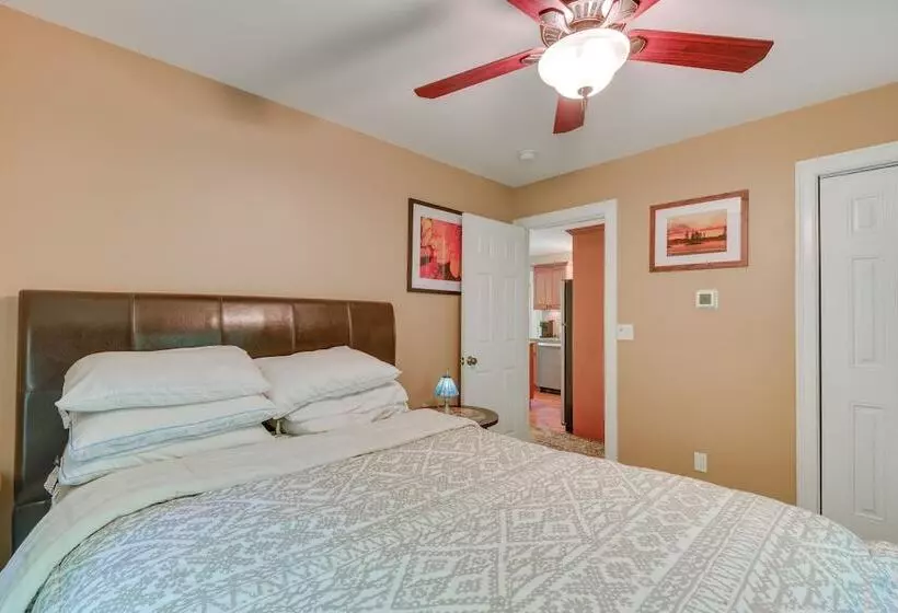 Old Forge Home W/ Hot Tub & Game Room!