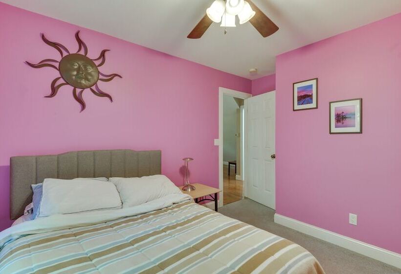 Old Forge Home W/ Hot Tub & Game Room!