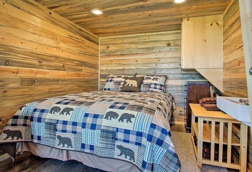 Custom Cabin Augusta Mt 360 View On Rocky Mtn Frnt