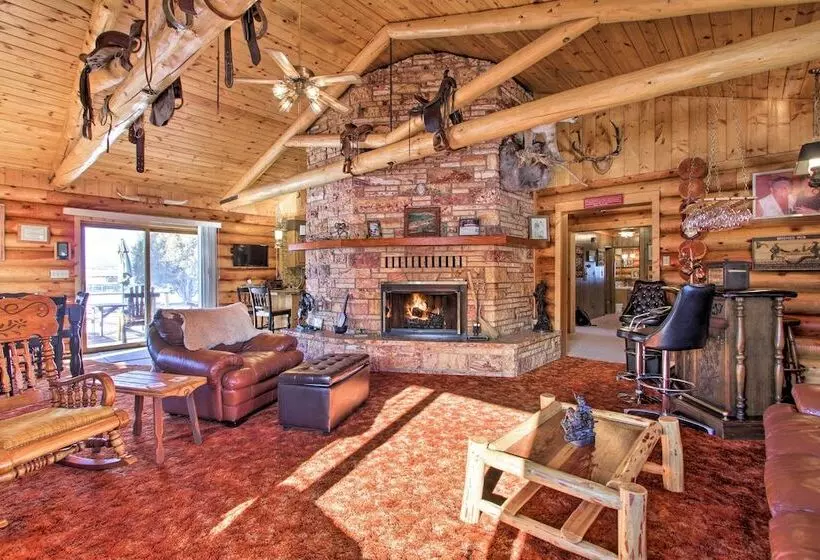 Secluded Dillon Home W/ Private Hot Tub + Deck!