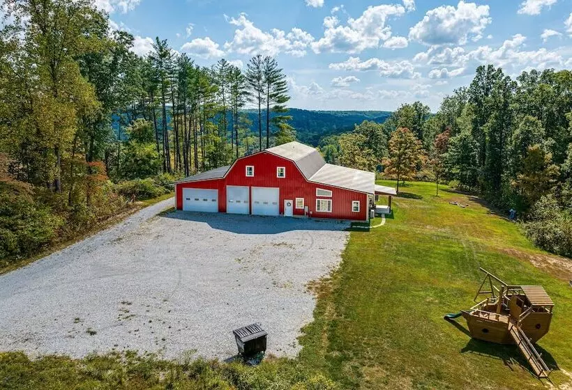 Eagle Crest Lodge    Large Group Getaway!