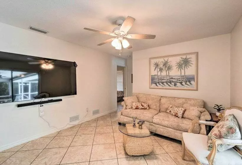 Englewood Escape W/ Pool ~ 6 Mi To Beaches!