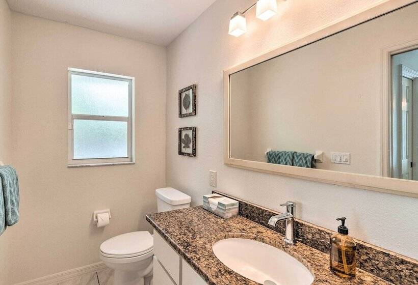 Englewood Escape W/ Pool ~ 6 Mi To Beaches!