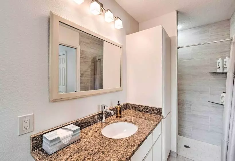 Englewood Escape W/ Pool ~ 6 Mi To Beaches!