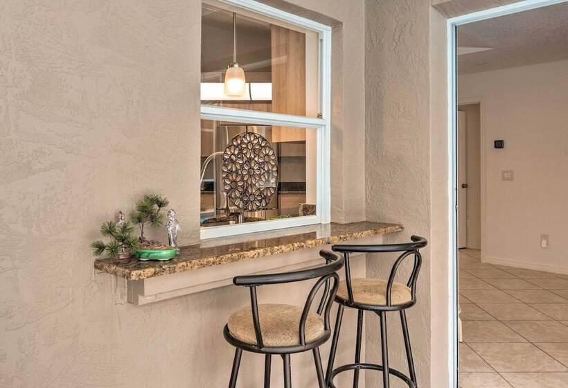 Englewood Escape W/ Pool ~ 6 Mi To Beaches!