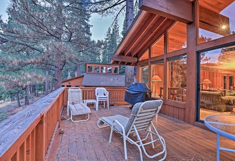 Family Friendly Truckee Cabin Near Ski Shuttle!
