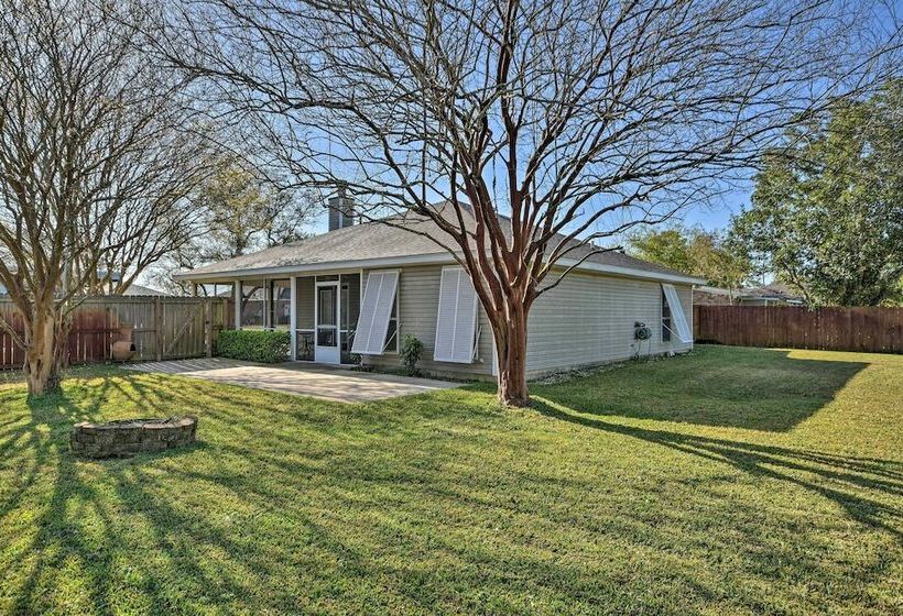 Gulf Breeze Retreat < 4 Mi To Beach Access!