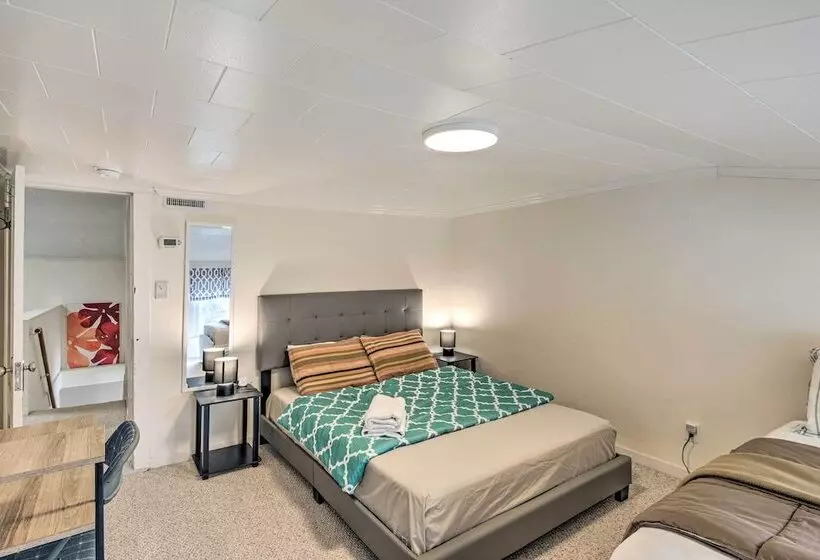 Historic Meredith Home: Walk To Town Center!