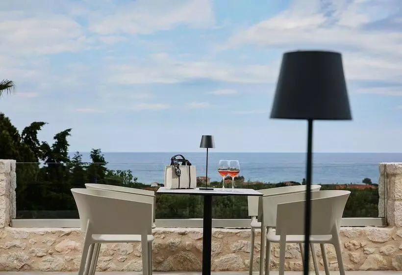 Hotelli Quattro Suites