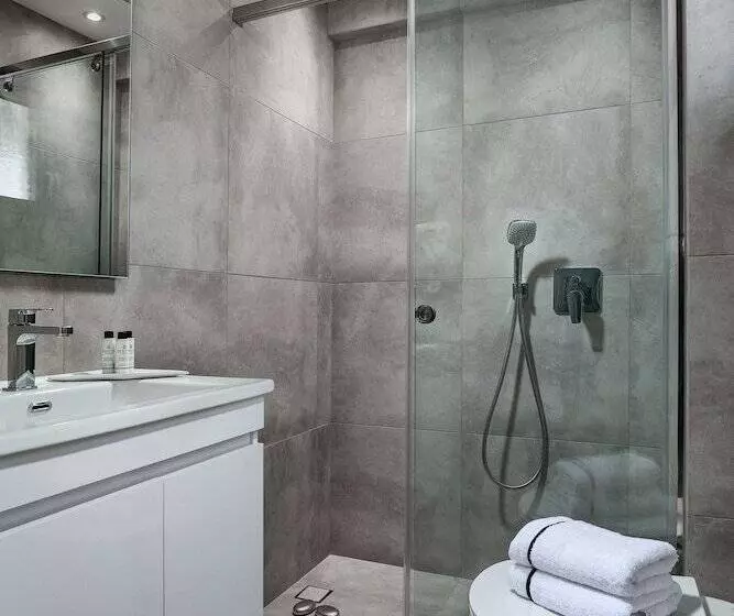 Hotelli Quattro Suites