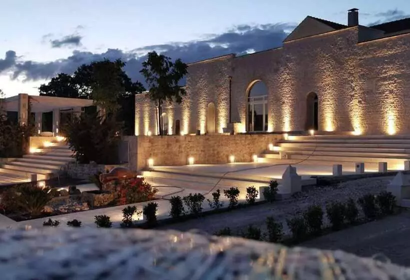 田舎風ホテル Masseria Paretano