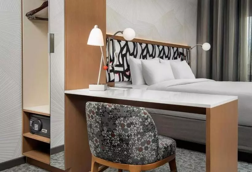 ホテル Springhill Suites By Marriott New York Queens