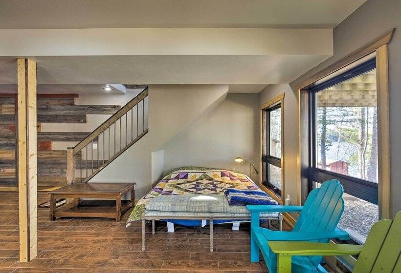 Inviting Irma Cottage W/ Silver Lake Access!