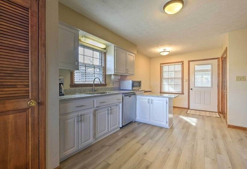 Lexington Home ~ 2 Mi To University Of Kentucky!