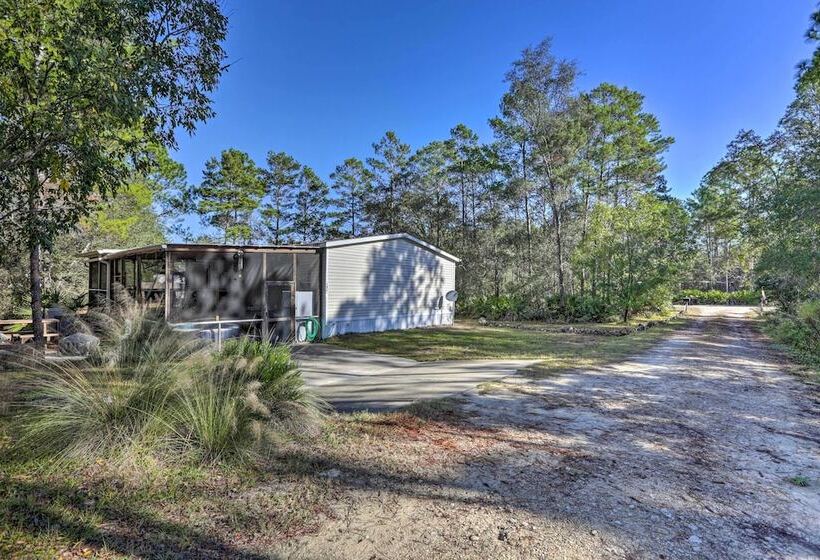 Keaton Beach Escape W/ Hot Tub: 2 Mi To Shore