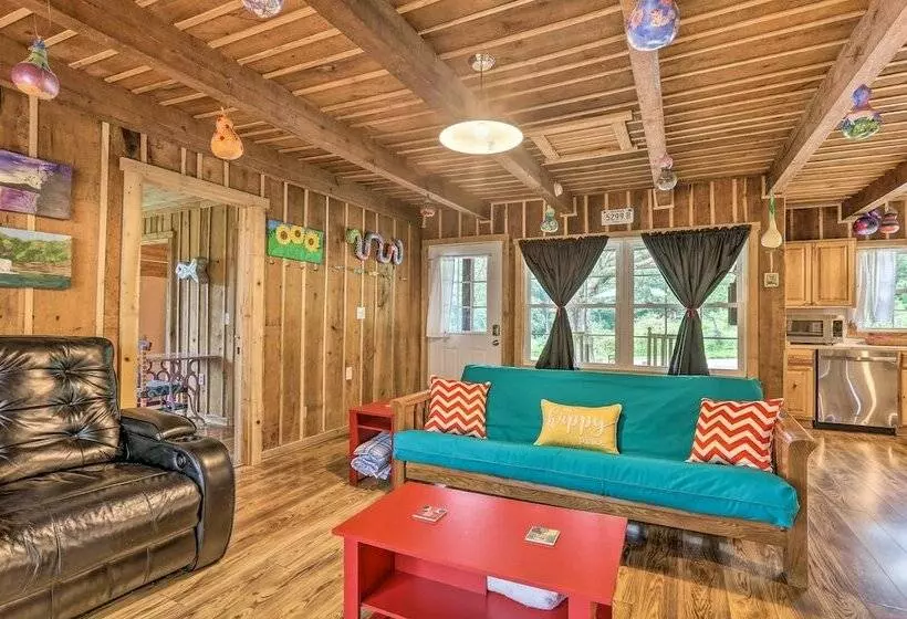 Lake Cumberland Area Cabin   4 Mi. To Lake!