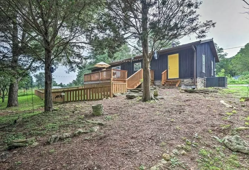 Lake Cumberland Area Cabin   4 Mi. To Lake!