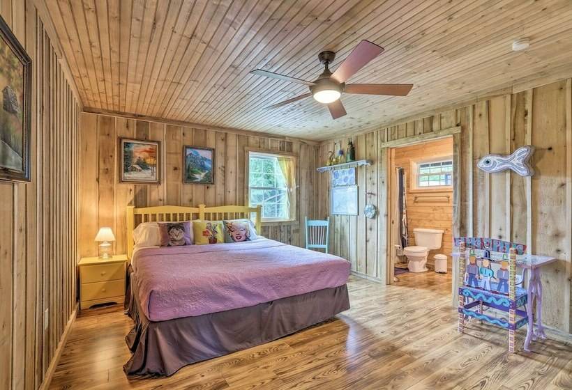 Lake Cumberland Area Cabin   4 Mi. To Lake!