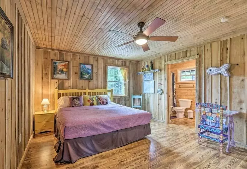 Lake Cumberland Area Cabin   4 Mi. To Lake!