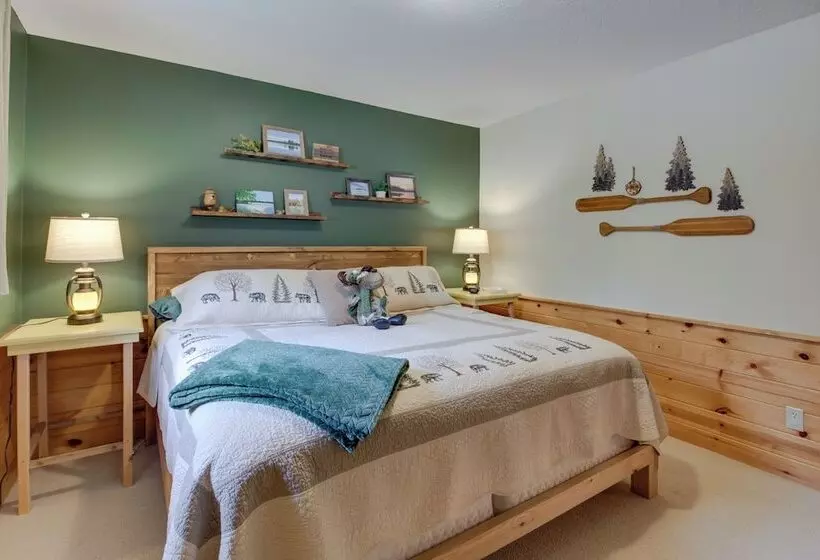 Lakefront Hackensack Cabin W/ Patio & Grill!