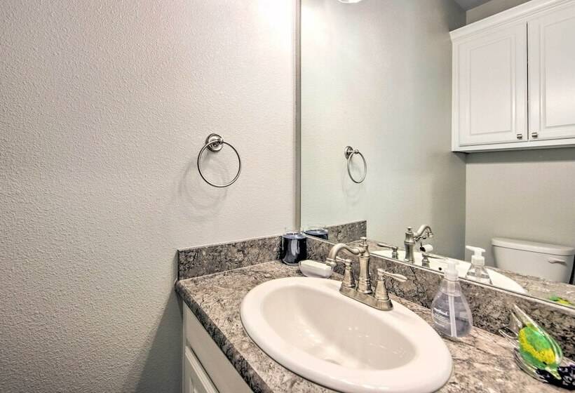 Private Dock & Boat House: Lakefront Mabank Home