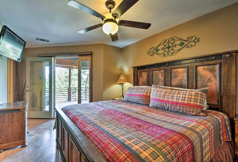 Large Ruidoso Home W/ Stunning Views & Hot Tub!