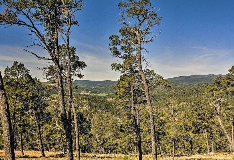 Large Ruidoso Home W/ Stunning Views & Hot Tub!