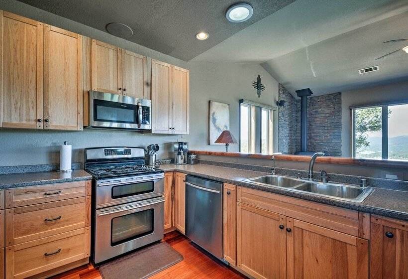 Large Ruidoso Home W/ Stunning Views & Hot Tub!