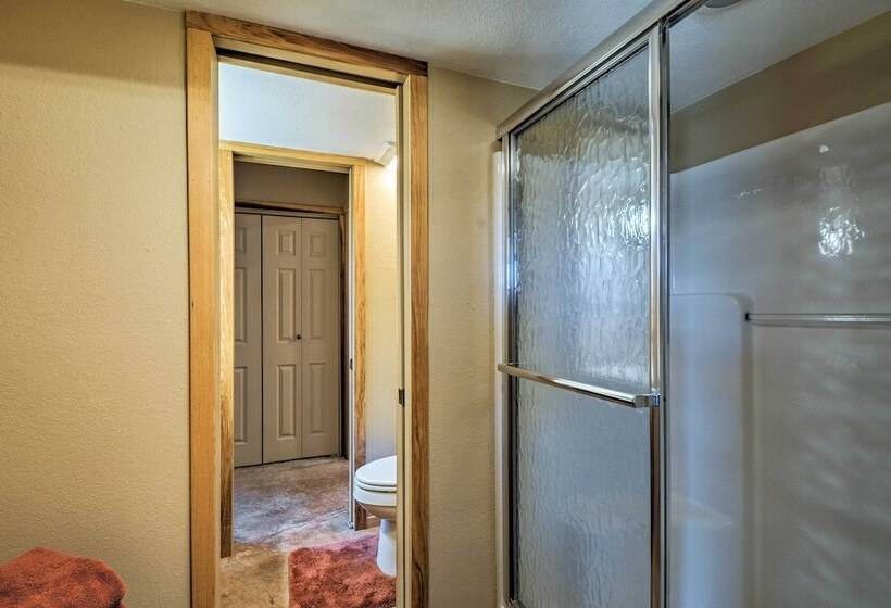 Large Ruidoso Home W/ Stunning Views & Hot Tub!