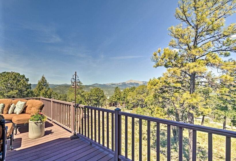 Large Ruidoso Home W/ Stunning Views & Hot Tub!